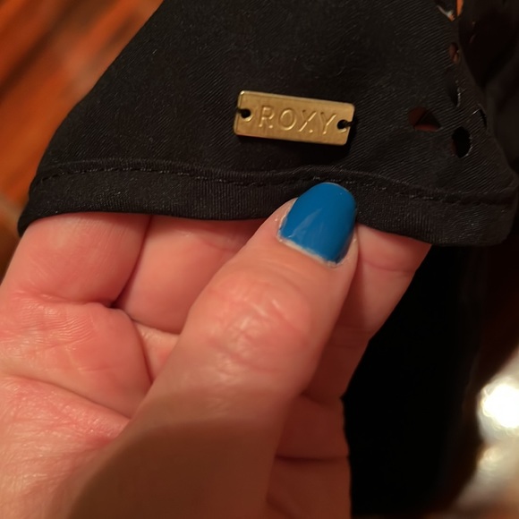 Roxy swim shorts- sold - Picture 4 of 6